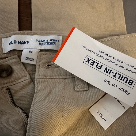 Set of Three NWT Old Navy Khaki 5T Pants - Picture 3 of 6